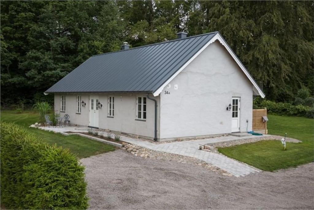 Beautiful And Cosy House Near The Lake Olofström Kültér fotó